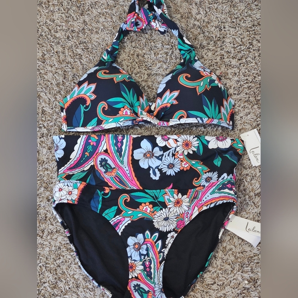 Leilani swimsuit - Picture 1 of 3